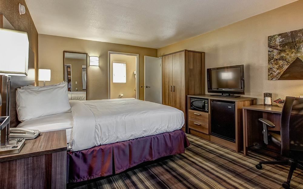 Boulder University Inn Esterno foto